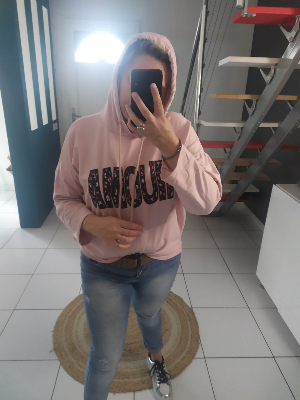 Sweat a capuche AMOUR