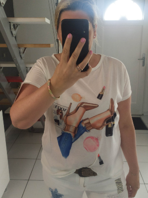 T-shirt Rouge a lève 