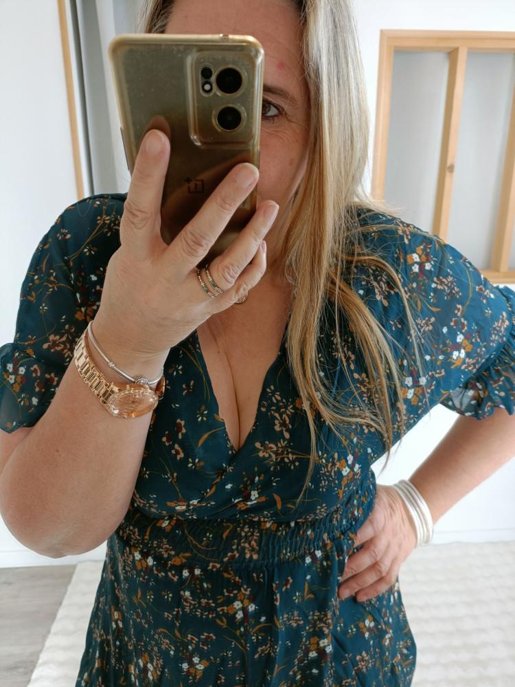 Robe Lakou